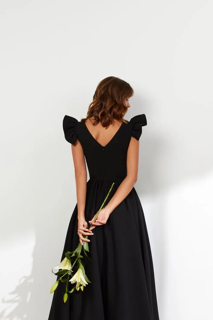 Alisson Elegant High Neck Black Evening Dress