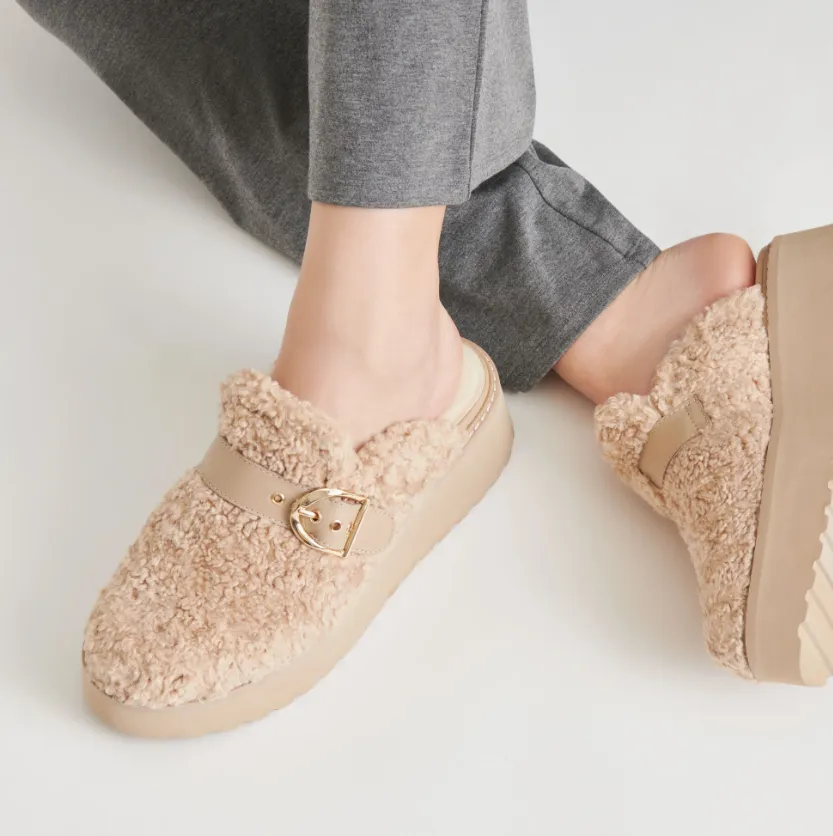 Dolce Vita Lelani Plush Flats