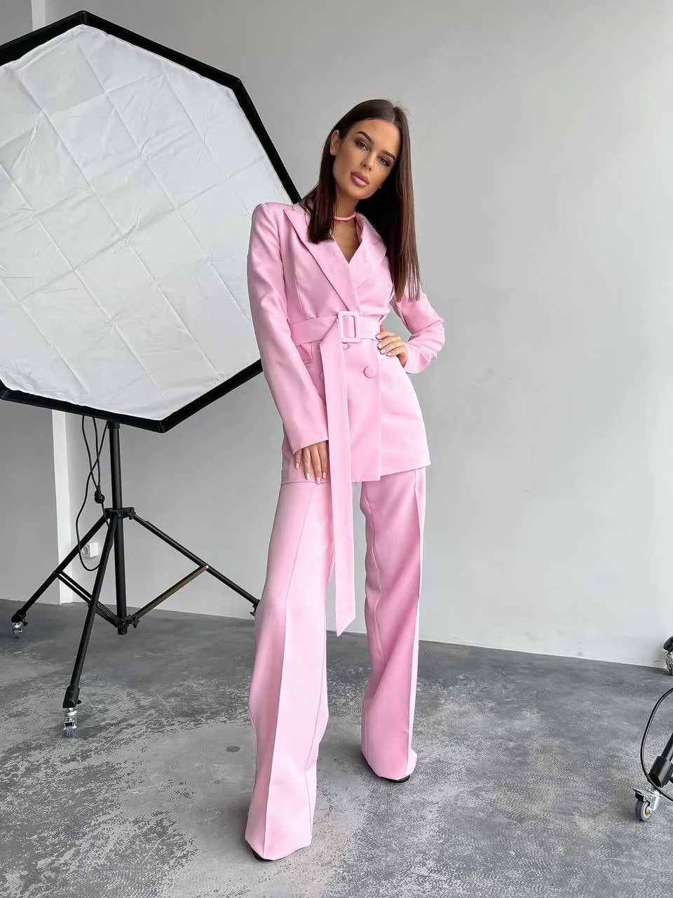 Light pink suit "Long leg belted"