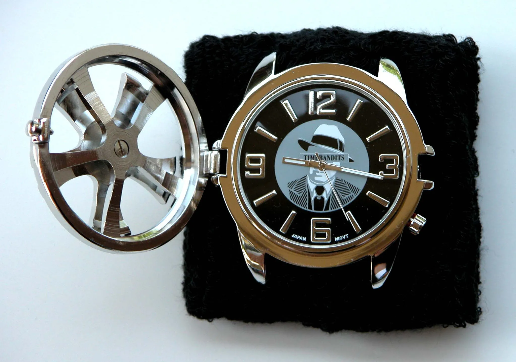 TIMEBANDITS Spinner Watch U02SBK