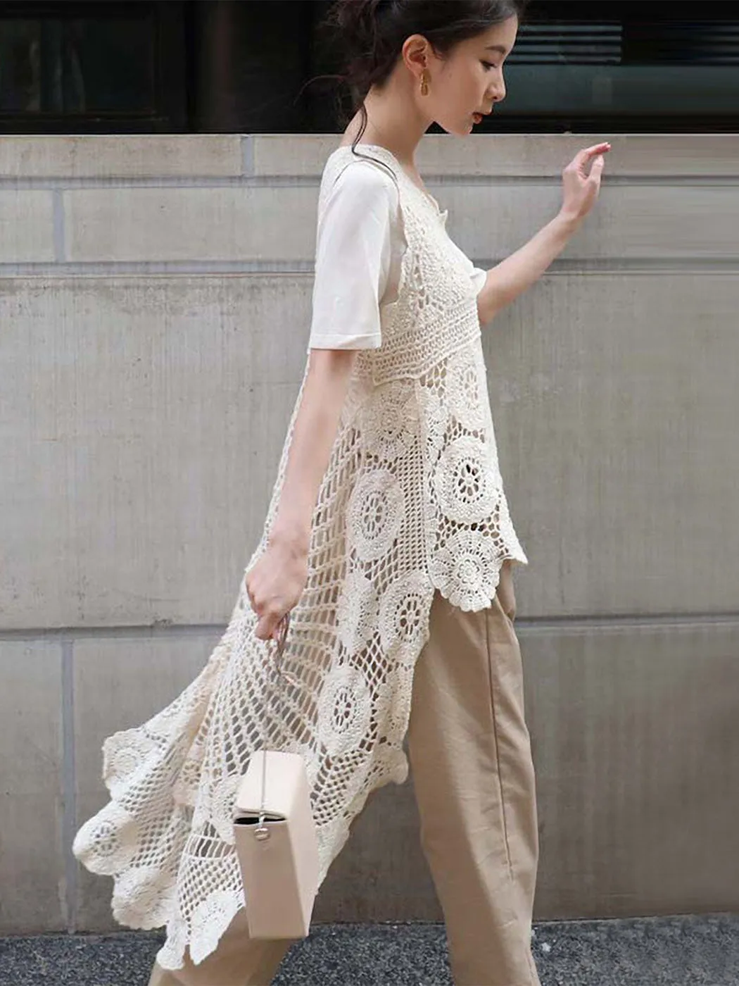 Womens Hippie Bohemian Floral Crochet Lace Trim Sleeveless Vest Cardigan